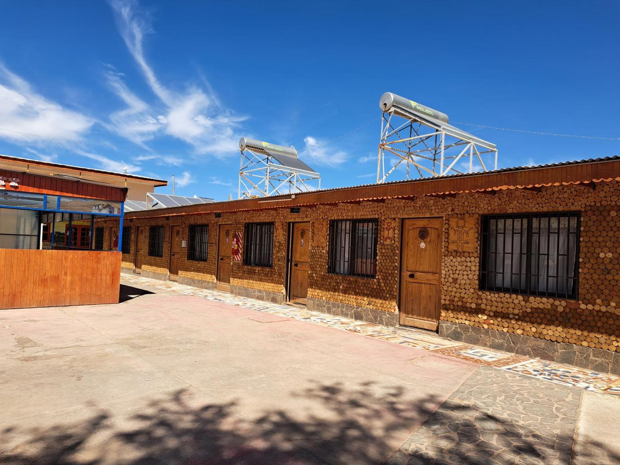 Hostal El Amigo Lucho Σαν Πέδρο ντε Ατακάμα Εξωτερικό φωτογραφία